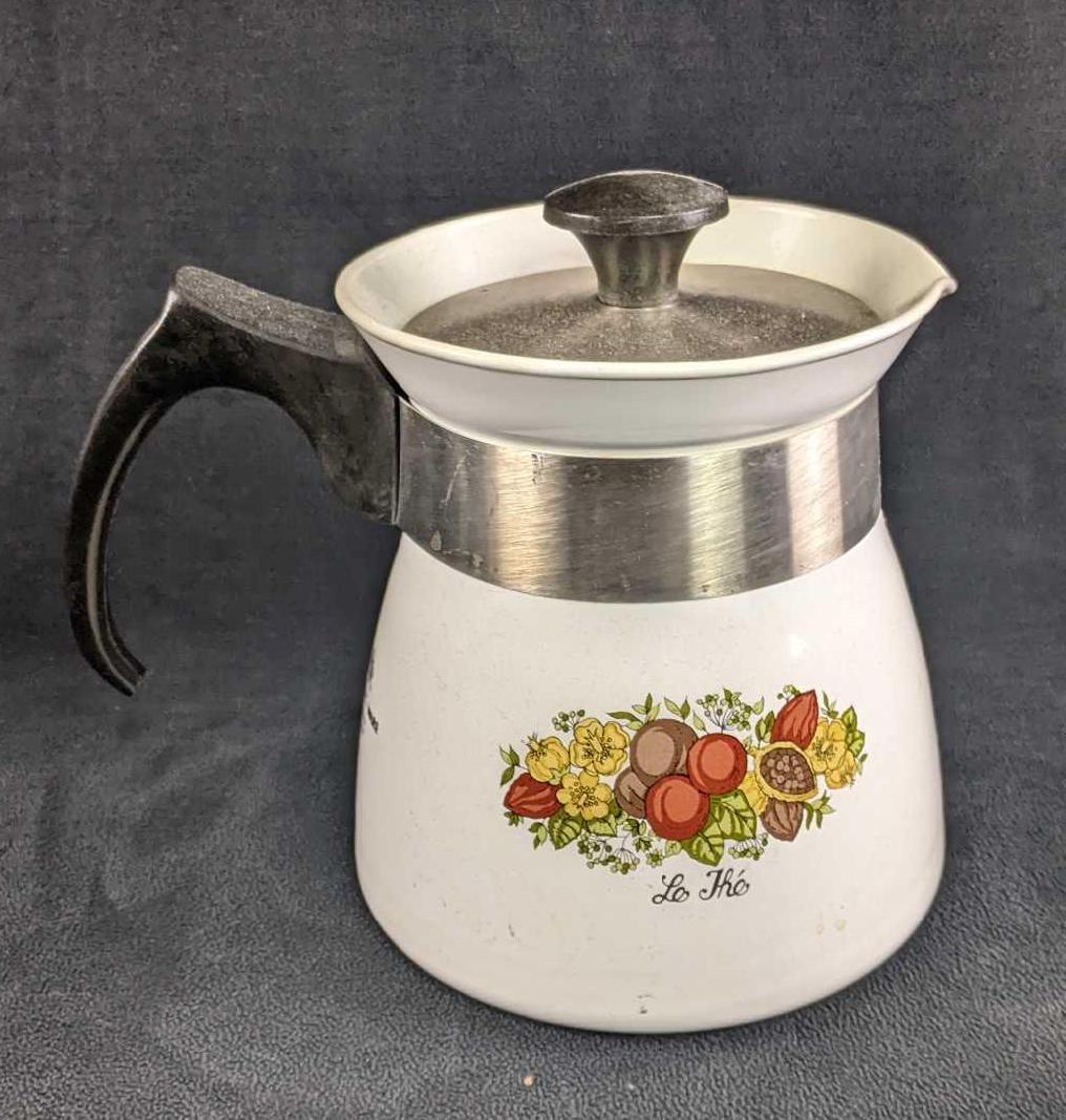 Corning Ware "Spice Of Life" Seven Cup Tea Pot (1 of 8)