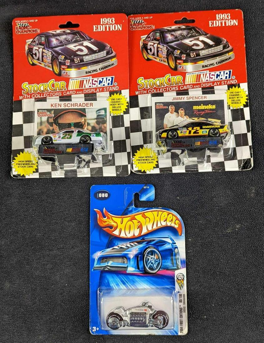 3 Hot Wheel & NASCAR Die Cast Cars (1 of 5)
