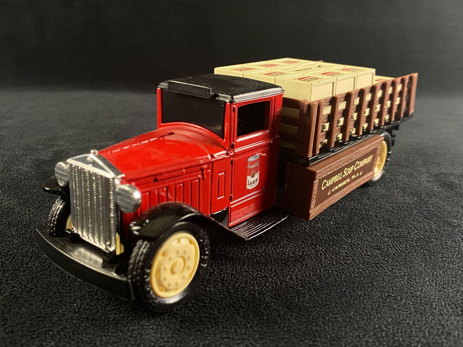 Campbell Soup CO. 1930 8" Diamond "T" Bank Reo Truck Model (1 of 12)