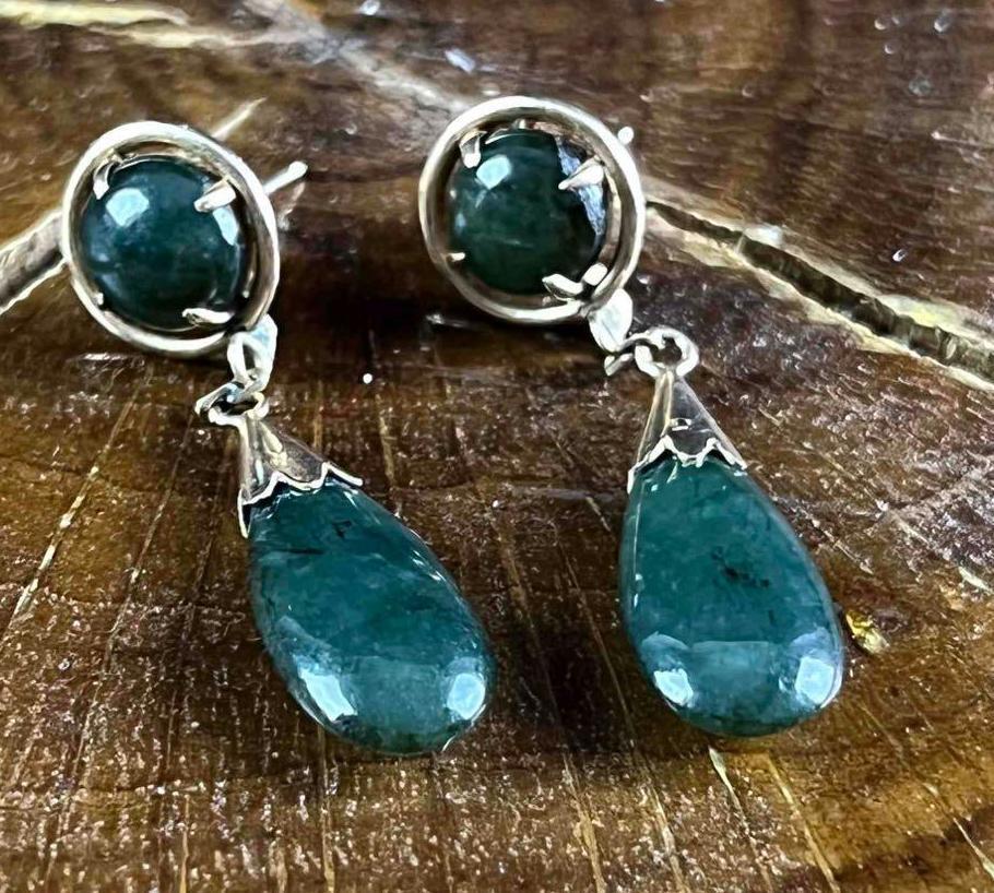 Vintage 14k Dark Green Jade Drop Earrings (1 of 8)