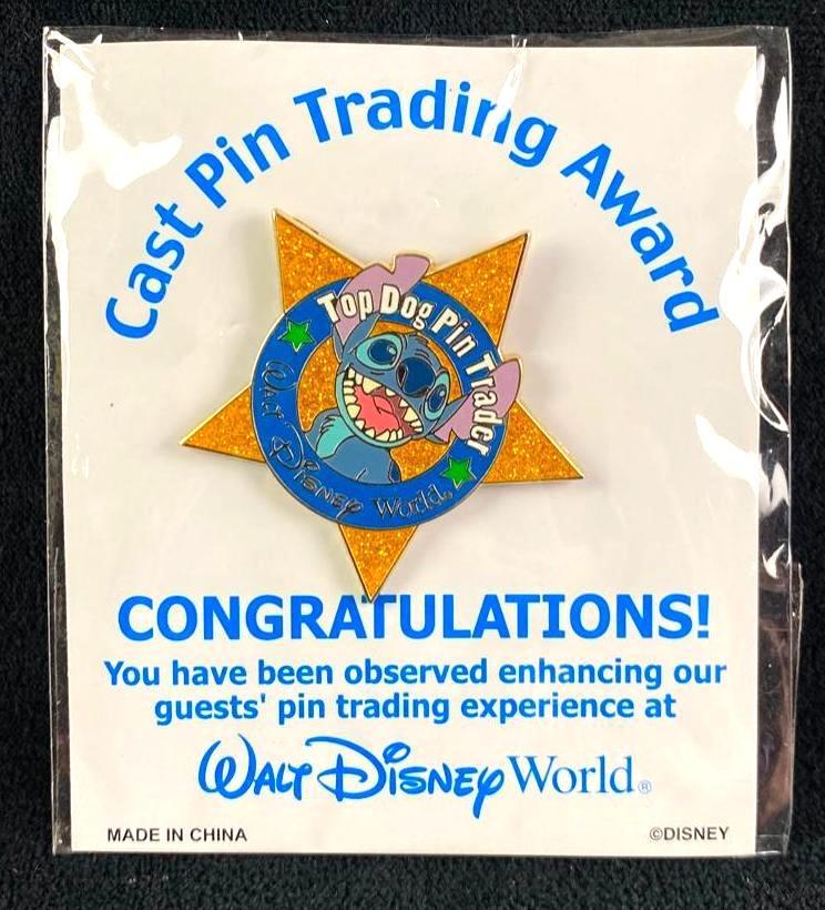 Disney Cast Pin Award "Top Dog Pin Trader" Stitch (1 of 3)