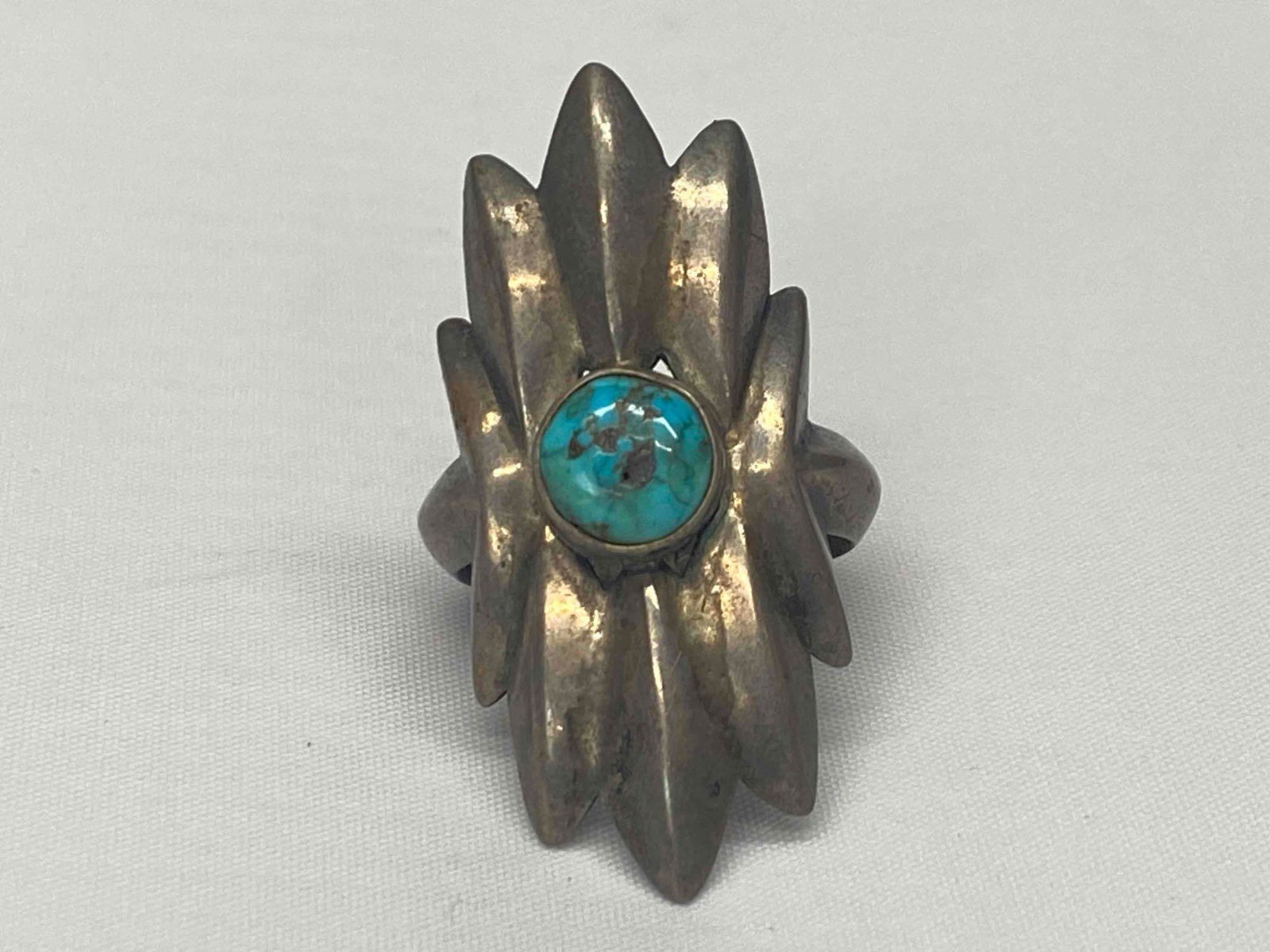 Vintage Turquoise Sterling Shield Ring (1 of 8)