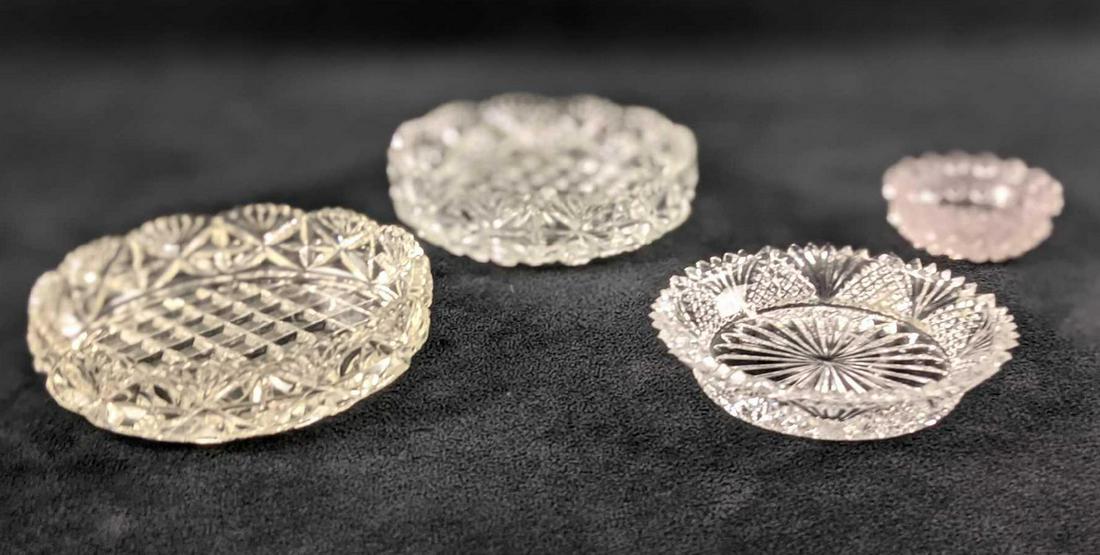 Four Vintage Glass Jewelry Plates (1 of 7)