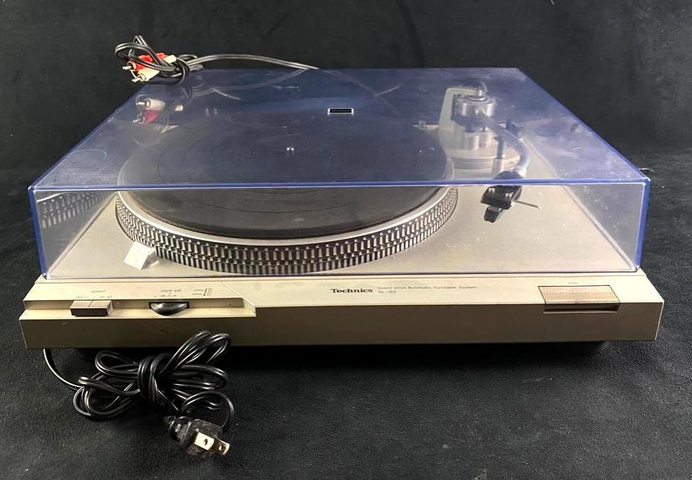 Technics SL-D2 Turntable For Parts or Repair (1 of 6)