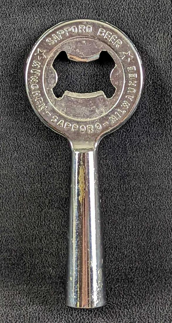Vintage Metal Sapporo Beer Bottle Opener (1 of 8)
