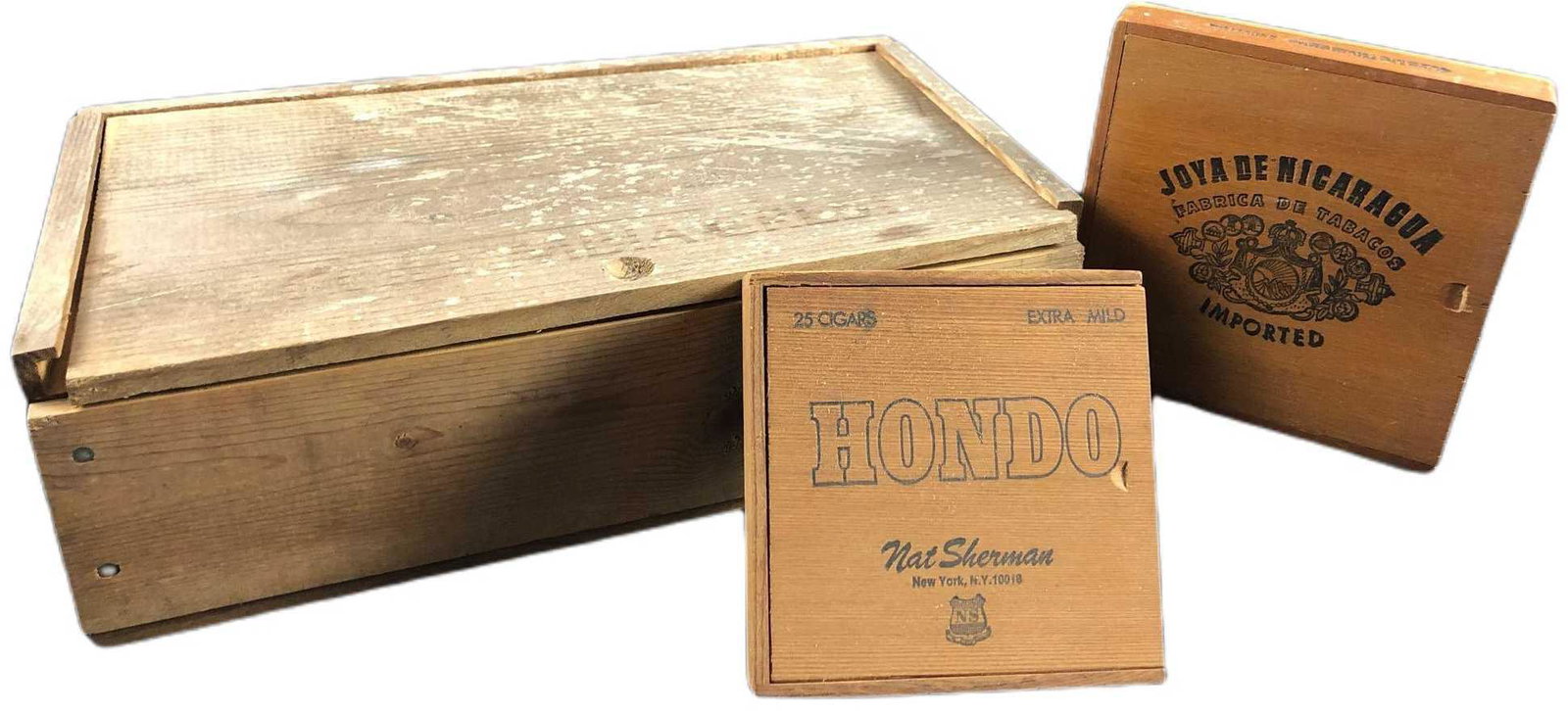 Three Vintage Wooden Cigar Boxes (1 of 10)