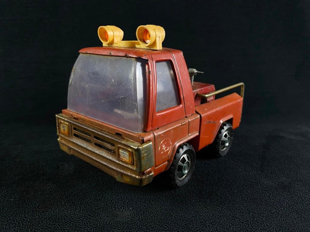 Antique Metal Fire Engine Toy (1 of 5)