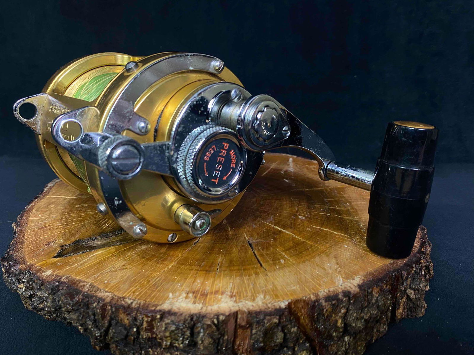 Penn International II 30TW Conventional Big Game Trolling Reel (1 of 12)