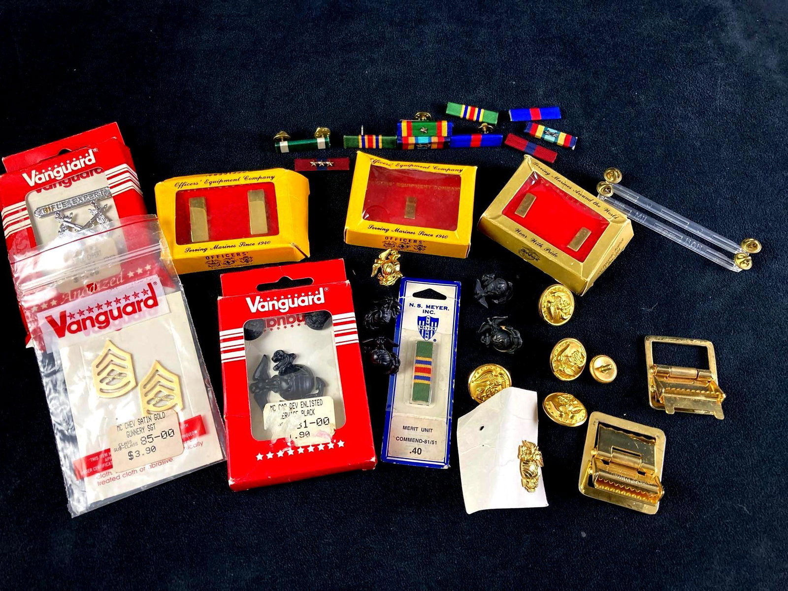 Modern U.S. Navy Military Lot Ribbons, EGA's, Ranks (1 of 4)