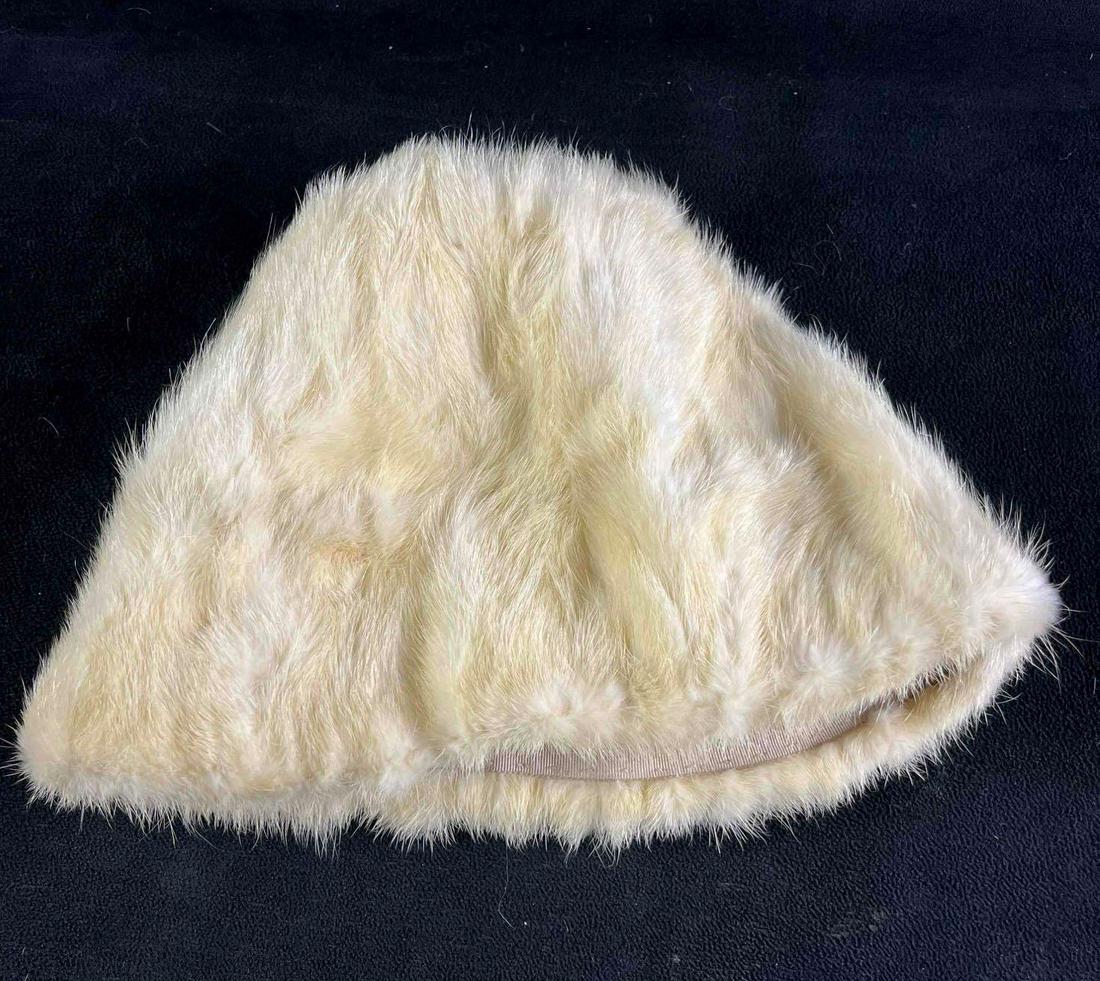Vintage Fur Hat Beanie Deborah Exclusive (1 of 6)