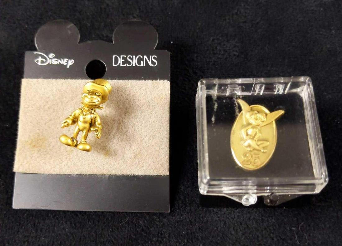 Disney Cast Exclusive 25 Year Jiminy Cricket Pins I