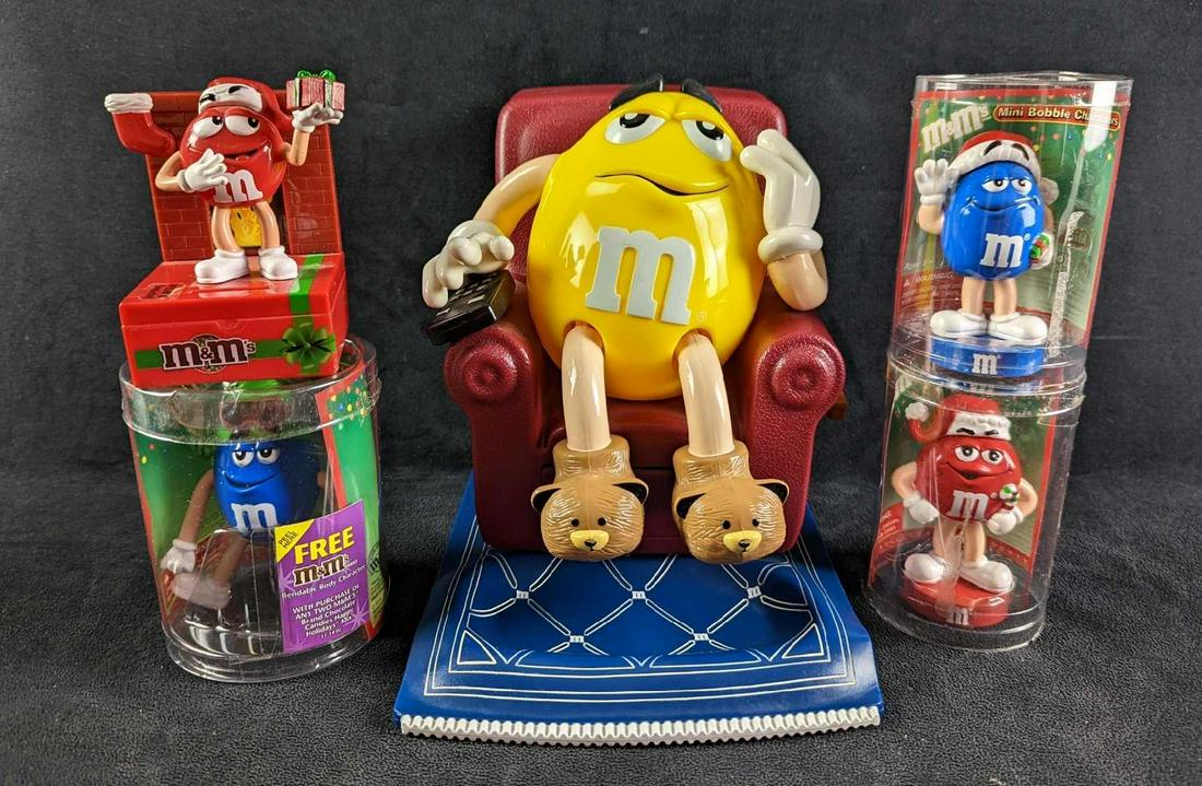 M&M Dispenser & Bobble Heads & Bendable Figurine (1 of 13)
