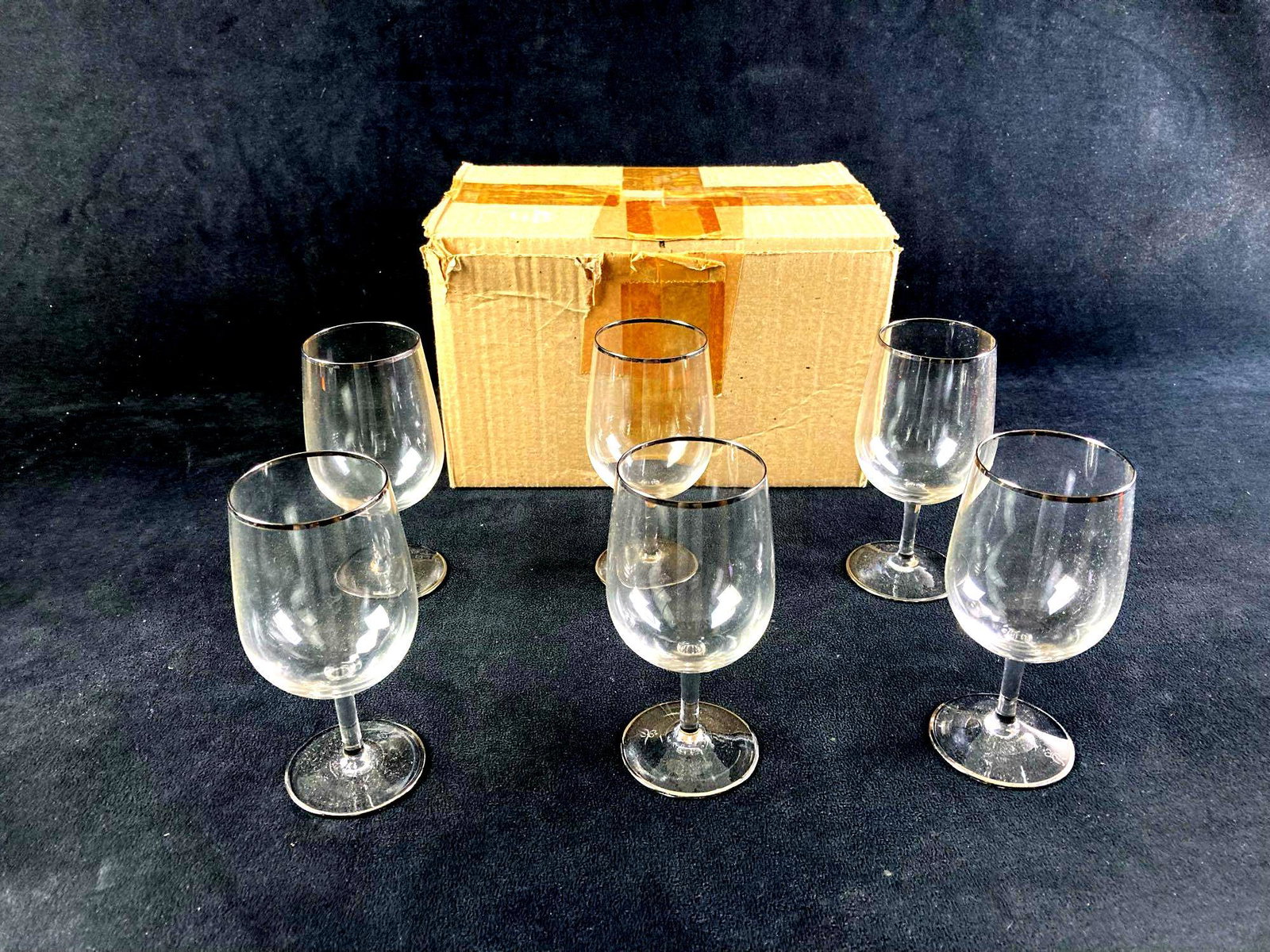 Set of (6) Rosenthal Water Glasses: This lot includes: (6) Rosenthal Wine Glasses Condition is used and see the photographs for additional details. The glasses are all in great shape and are still in their original boxes from Germany. T