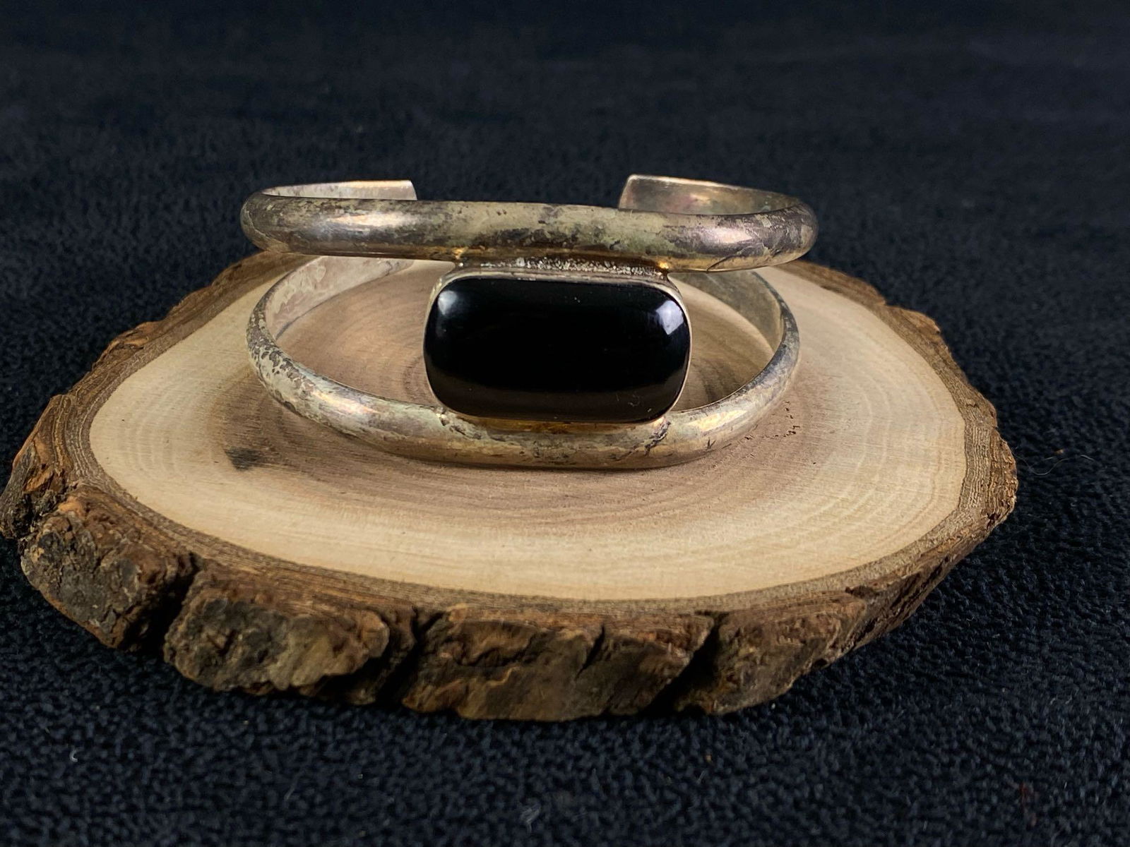 Vintage Onyx Sterling Silver Cuff (1 of 9)