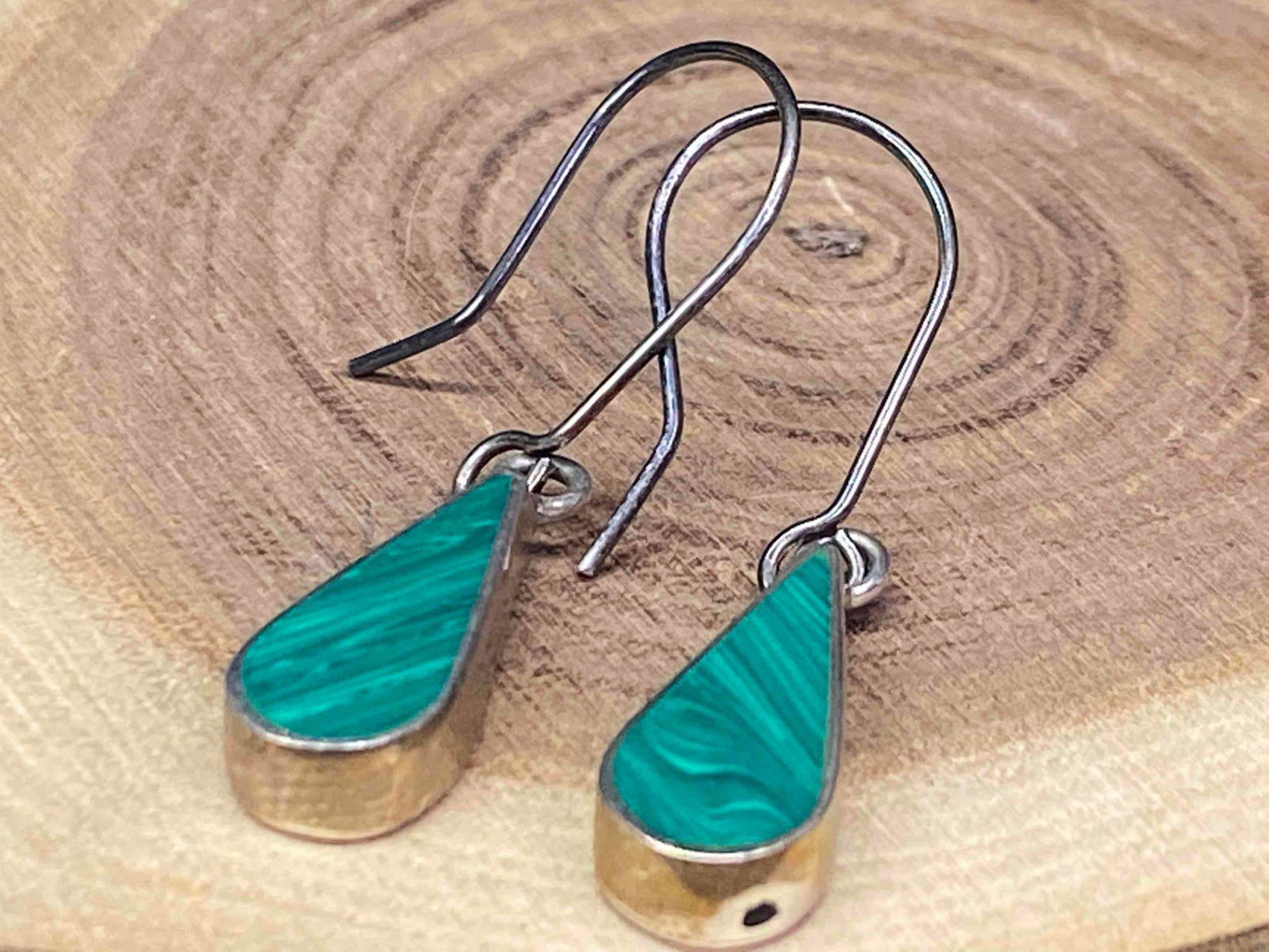 Vintage Sterling Green Malachite Tear Drop Earrings (1 of 4)