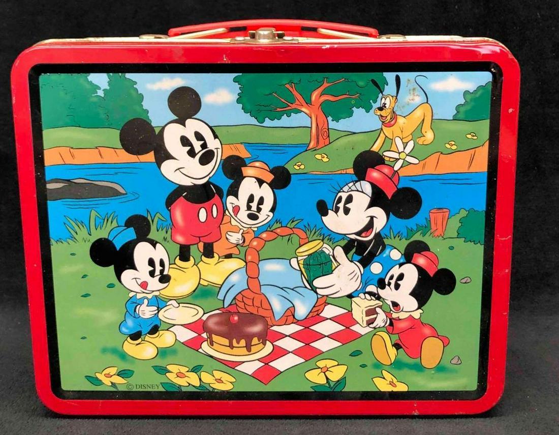Vintage Tin Mickey & Mini Family Picnic Lunchbox (1 of 7)