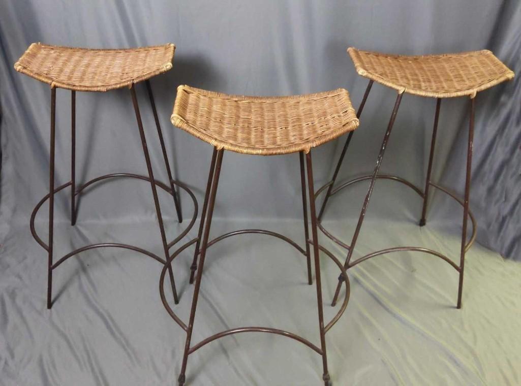 Three Vintage Wicker Wrought Iron Bar Stools Mar 12, 2023 Rapid
