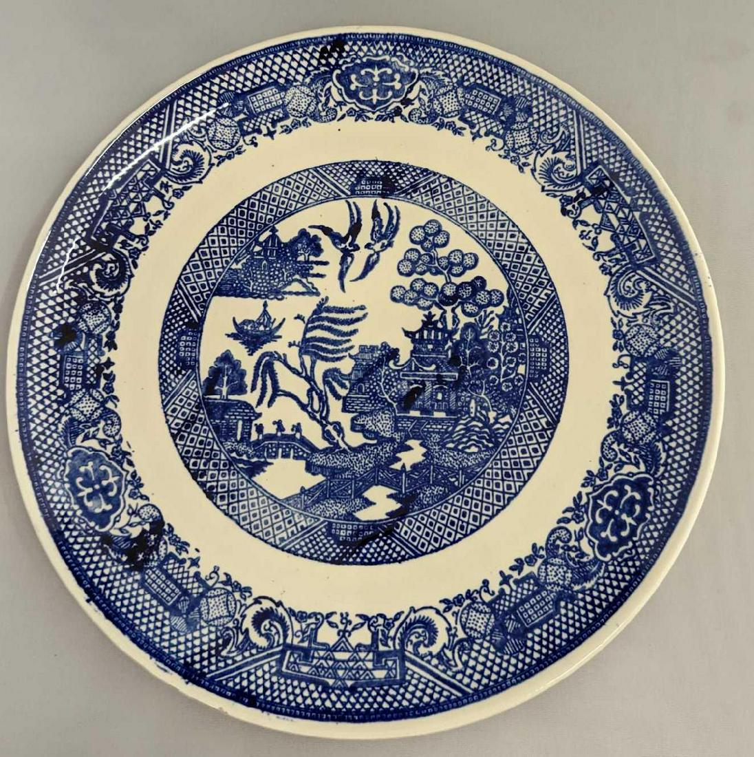 Vintage Blue Willow Dinner China Plate (1 of 3)