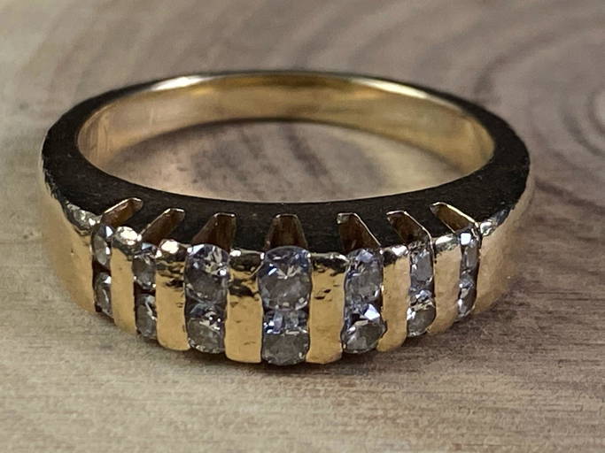 Rapid Estate Liquidators and Auction Gallery March 29, 2023 Auction