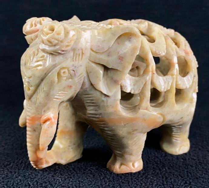 Soapstone Pregnant Elephant Carving (1 of 7)