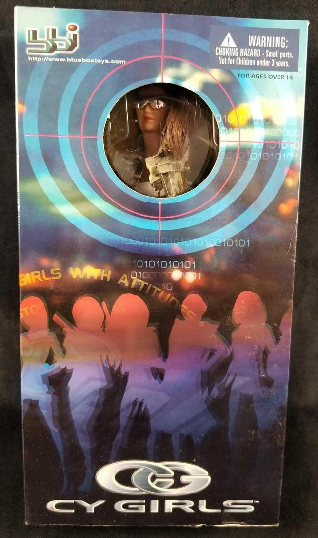 CG CY Girls Kat Action Doll (1 of 6)