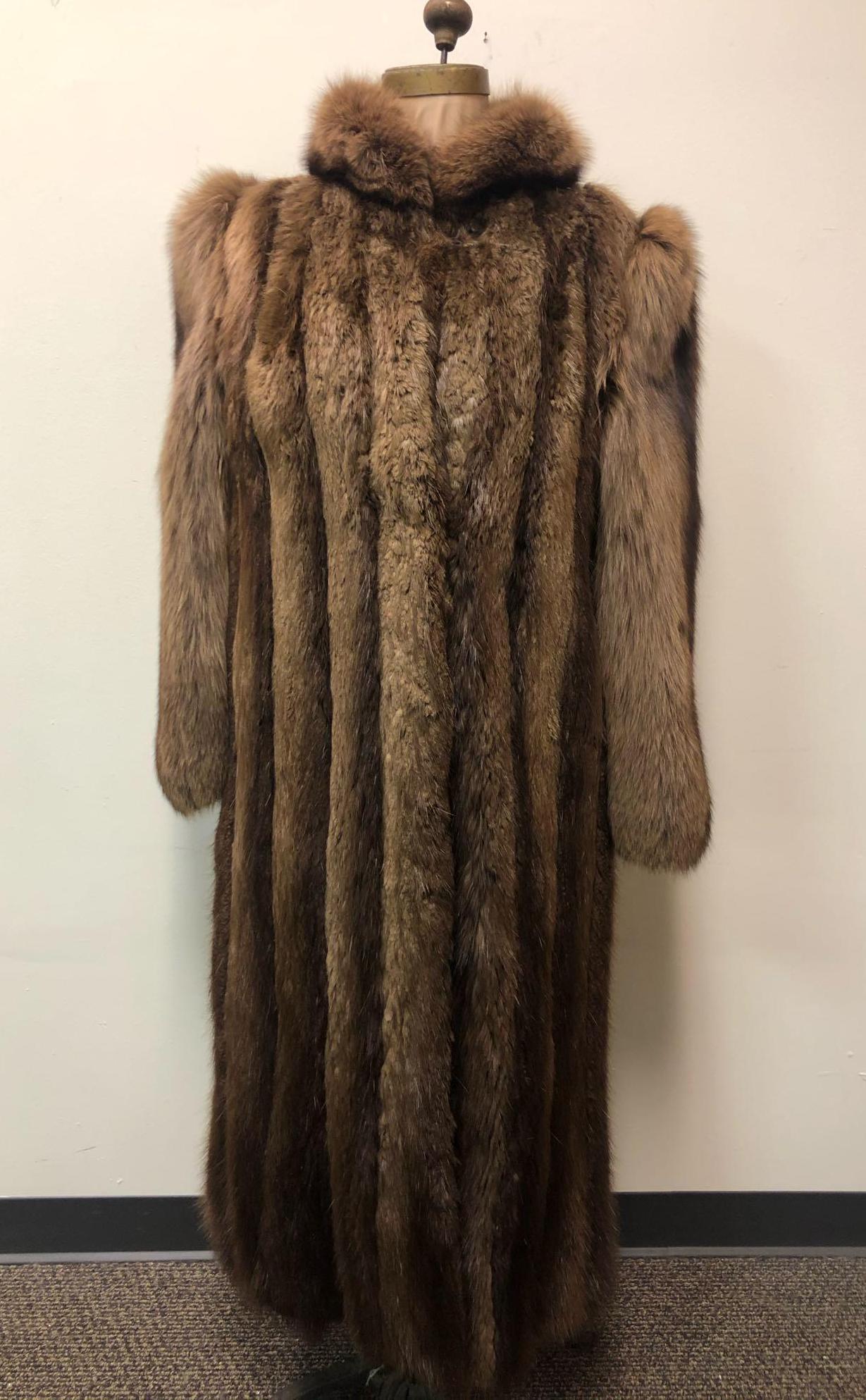 Brown Beaver Full Length Fur Coat Apr 05, 2023 Rapid Estate