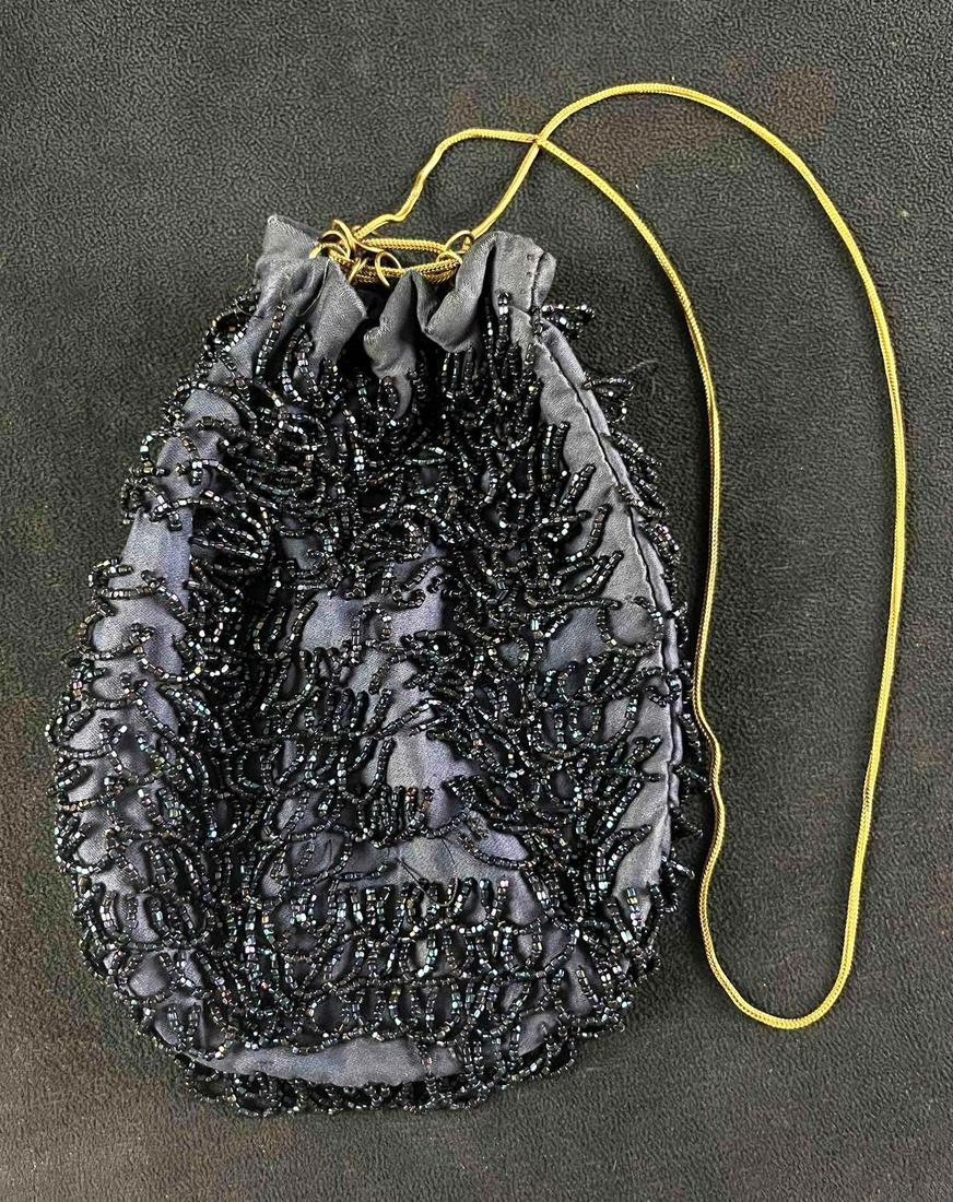 Vintage Micro Beaded Drawstring Chain Purse (1 of 6)