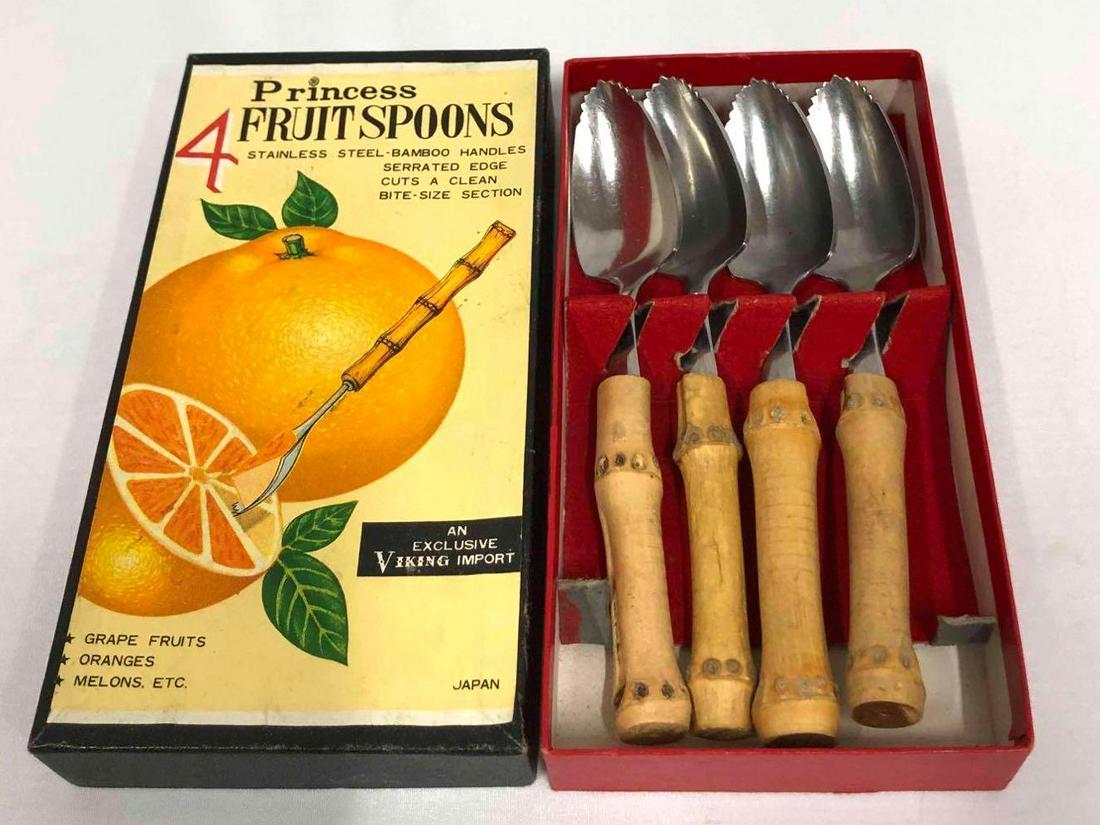 4 Princess Fruit Spoons Stainless Steel With Bamboo Handle (1 of 10)