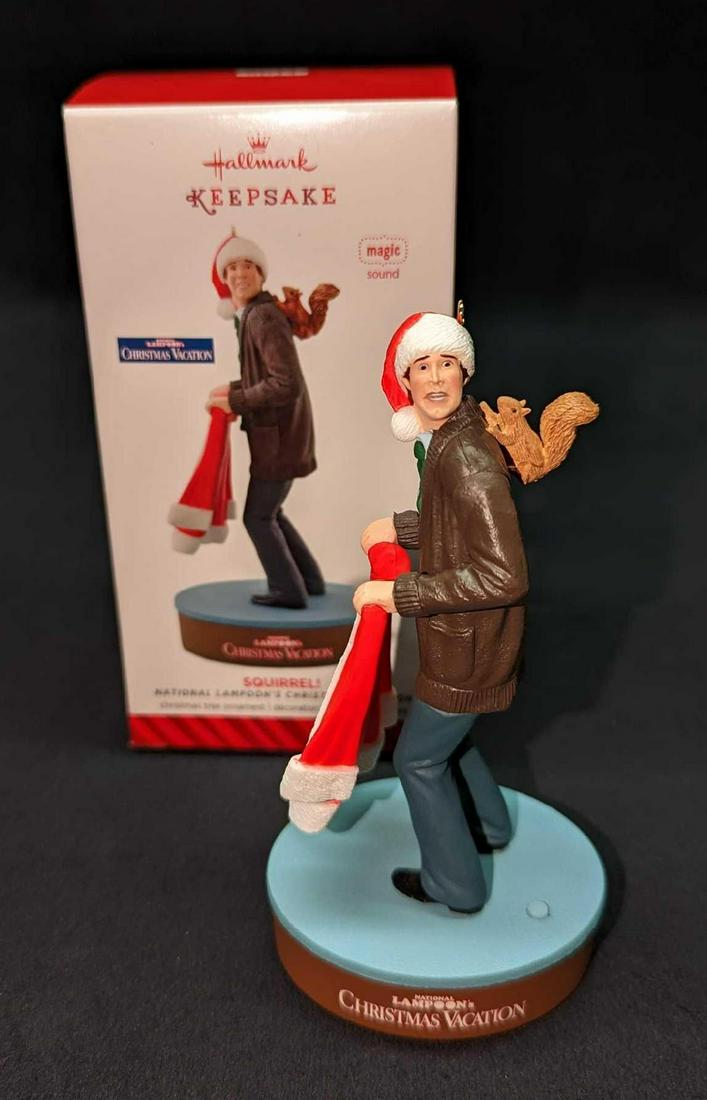 National Lampoon's Christmas Vacation Ornament Squirrel (1 of 8)