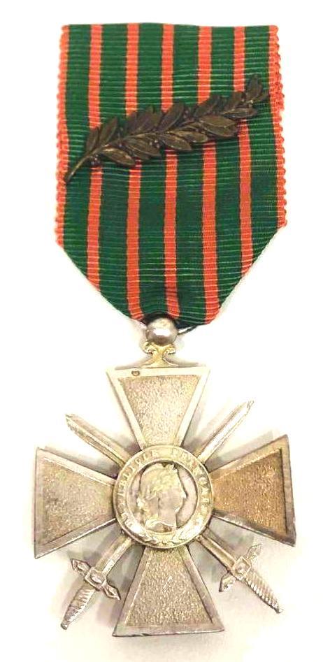 Croix De Guerre WWI Medal 1914-1918 (1 of 8)