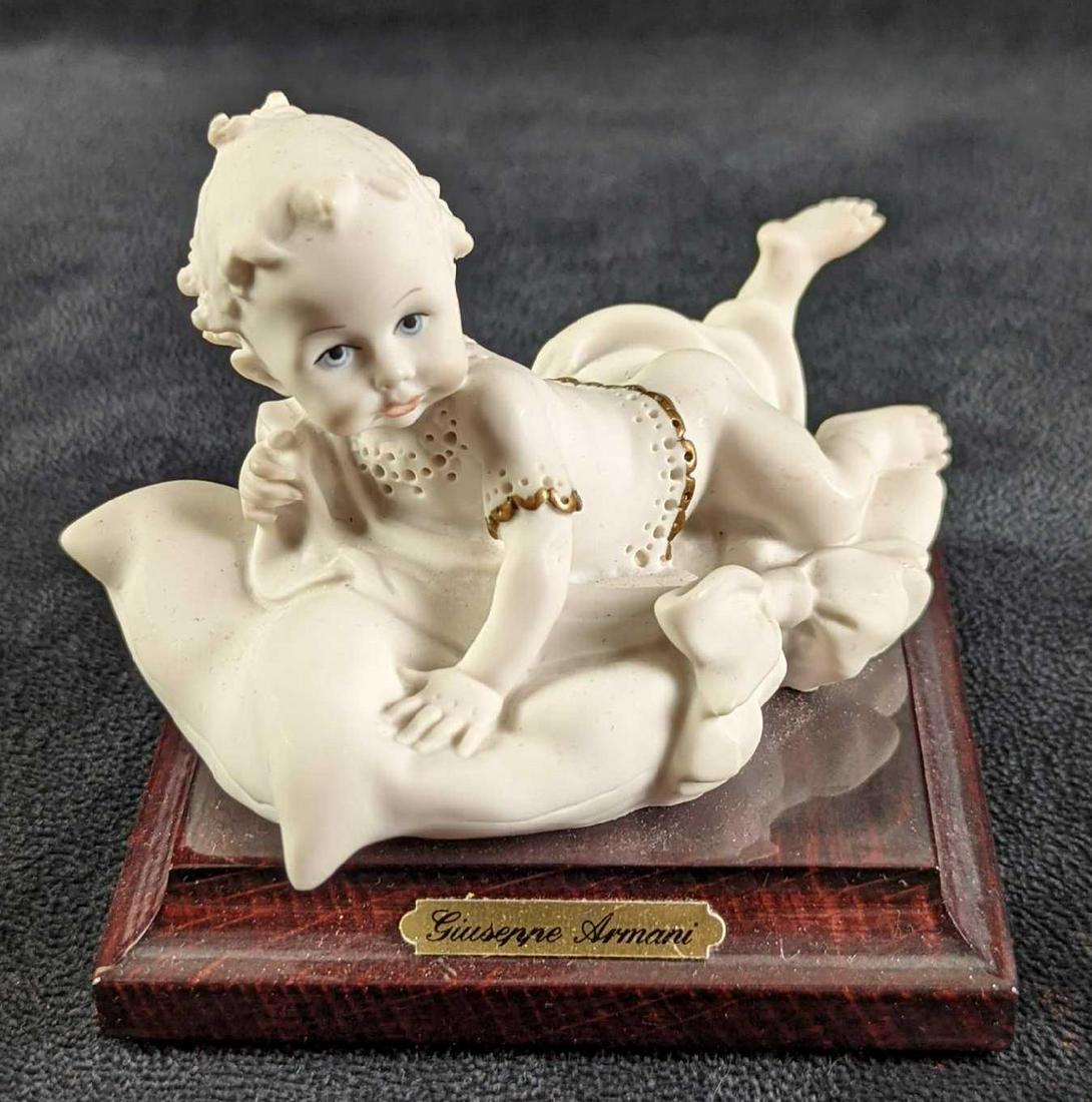 Giuseppe Armani Newcomer Baby Figurine (1 of 7)