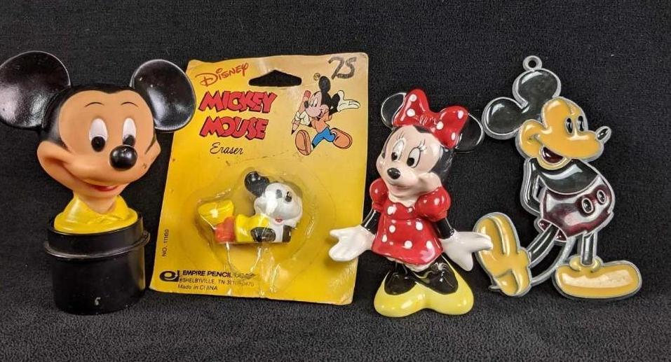 Assorted Mickey Mouse and Minnie Mouse Items (1 of 8)
