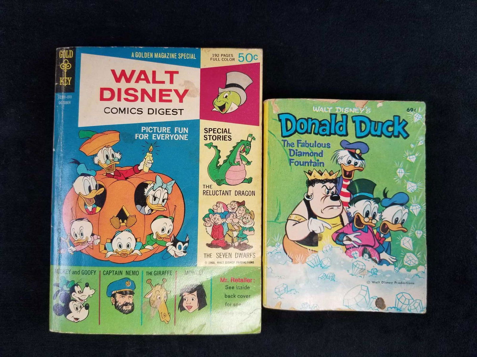 Vintage Walt Disney Donald Duck books lot of 2 (1 of 8)