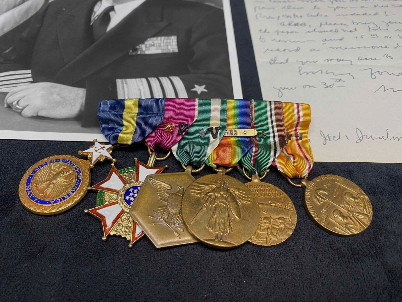 US NAVY Admiral J.L. Holloway Svc Metals & Bio Binder W/ Signature Letter (1 of 19)