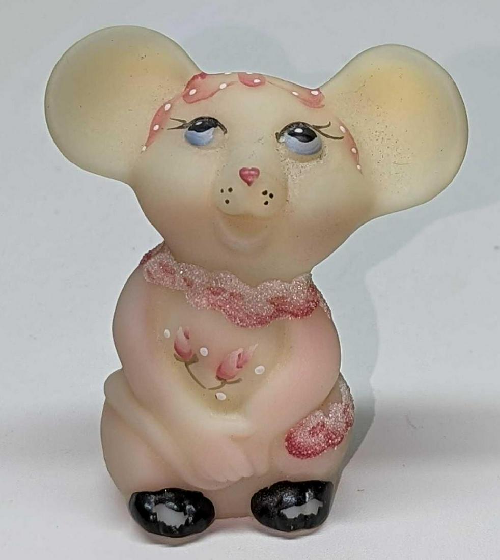 Fenton 100th Anniversary Signed Mouse Figurine (1 of 7)