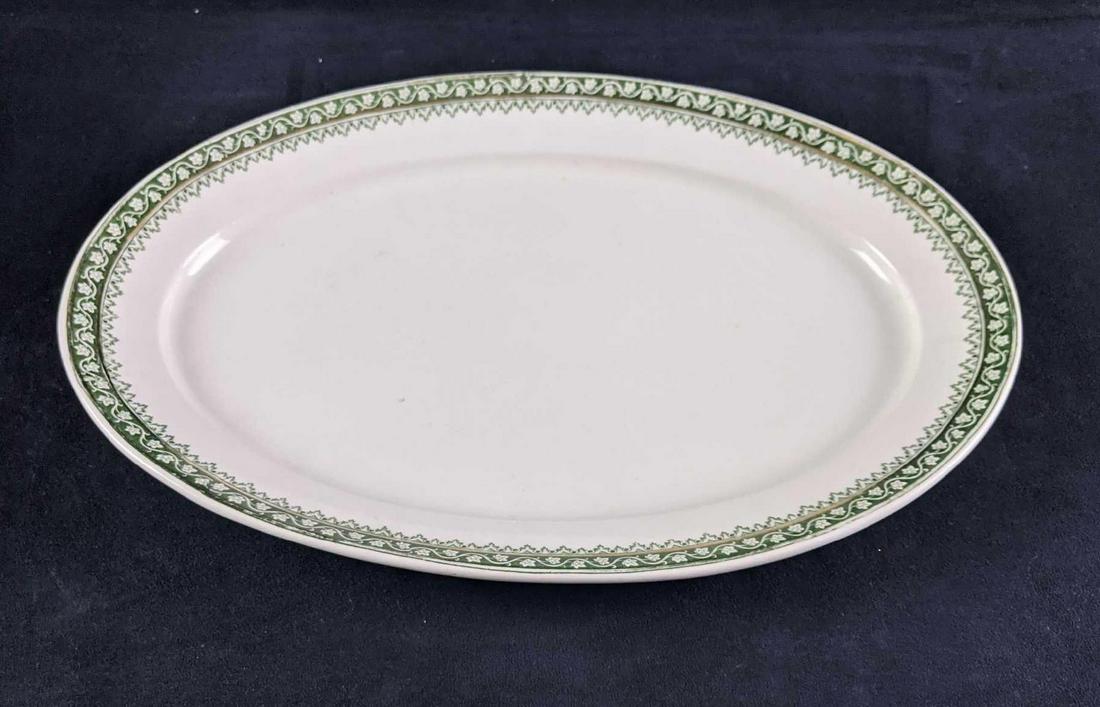 Large Serving Dish by The Monterey Semi Porcelain (1 of 5)