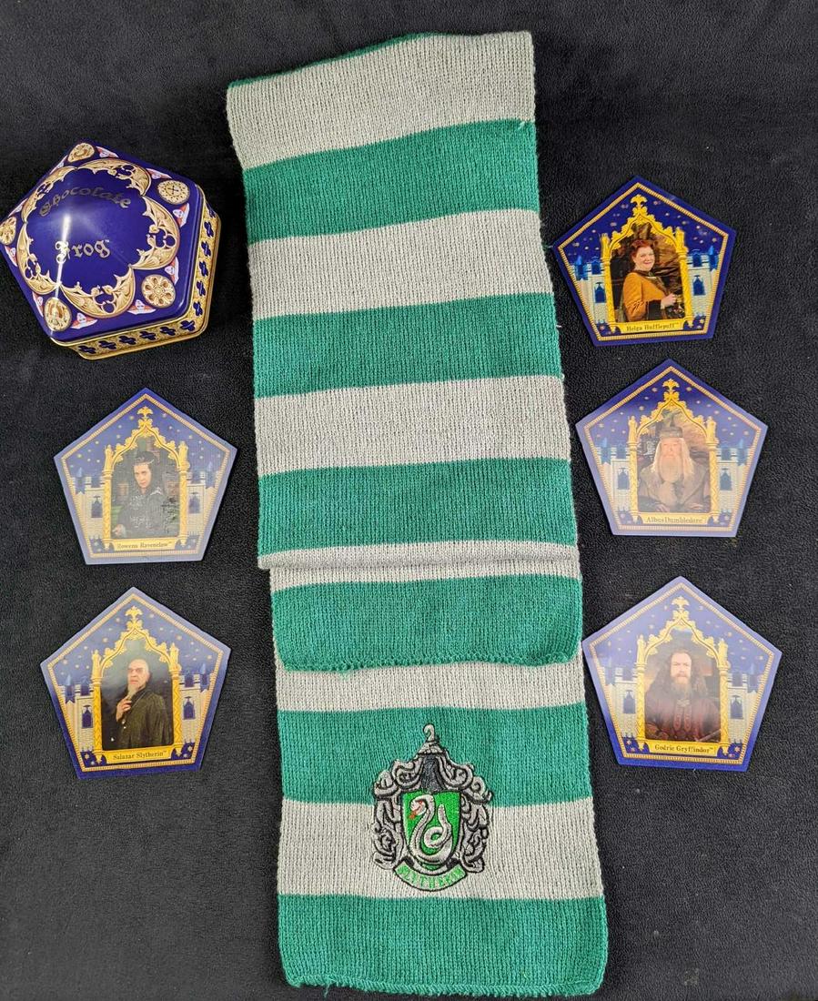 Harry Potter Wizard Cards & Slytherin Cotton Scarf (1 of 6)