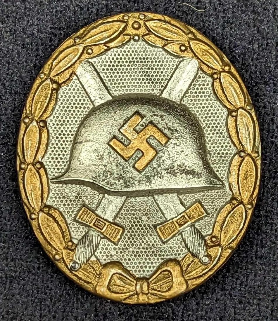 Vintage Gold & Silver Plate German WWII Wound Badge (1 of 3)