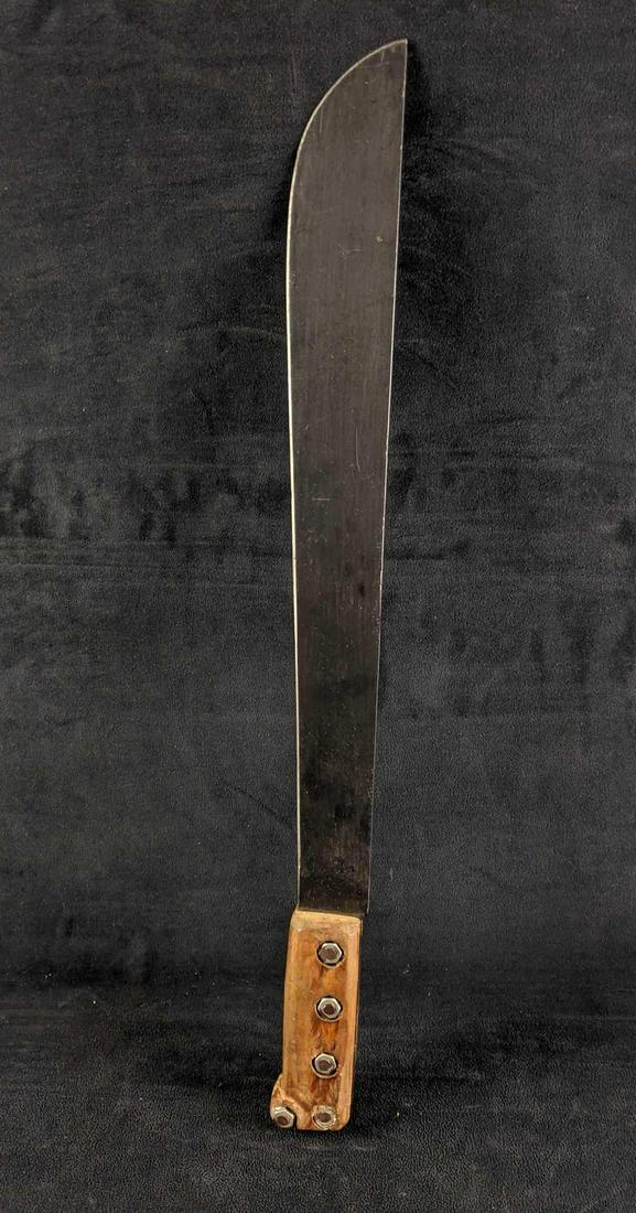 Machete with Sheath (1 of 7)