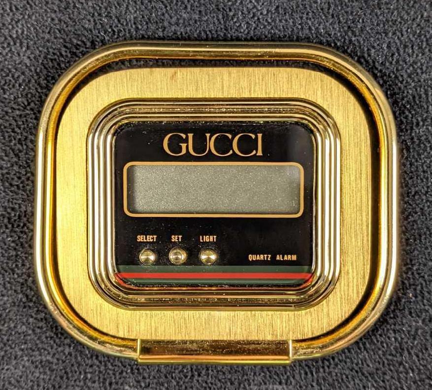 Gucci Retro Gold Travel Digital Analogue Clock (1 of 6)