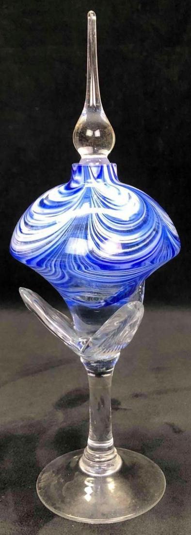 Royal Limited Crystal Perfume Bottle With Stopper: This lot contains a Royal Limited crystal perfume bottle with stopper. This perfume bottle was made in Taiwan. The bottom of the bottle is marked with a sticker of the Royal Limited Brand. This is a b