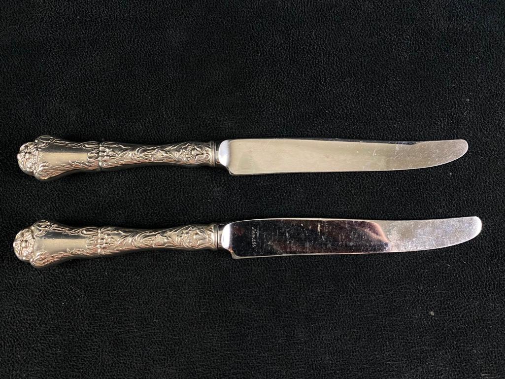 2 Sterling Handle Floral Pattern Table Knives (1 of 4)