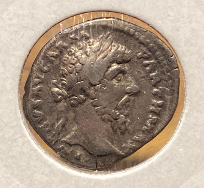 Roman Denarius Marcus Aurelius 595 (1 of 3)