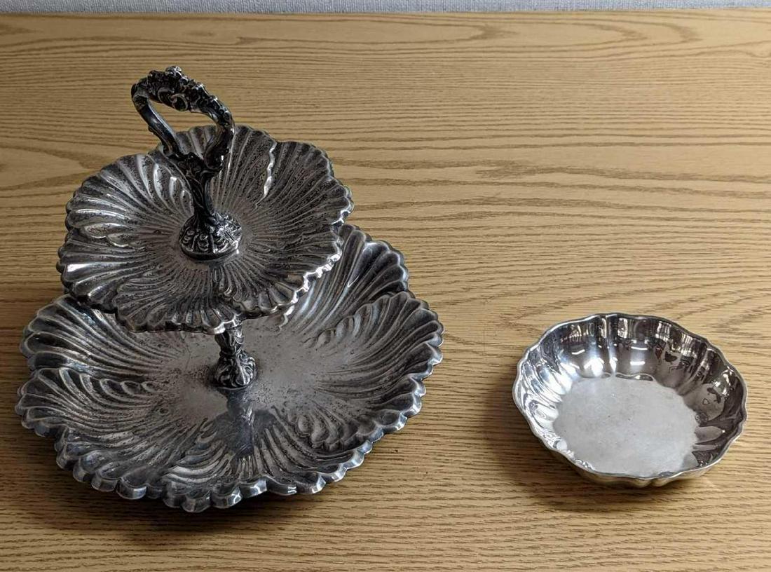 Vintage Silverplated Two Tier Serving Tray & Bowl (1 of 8)