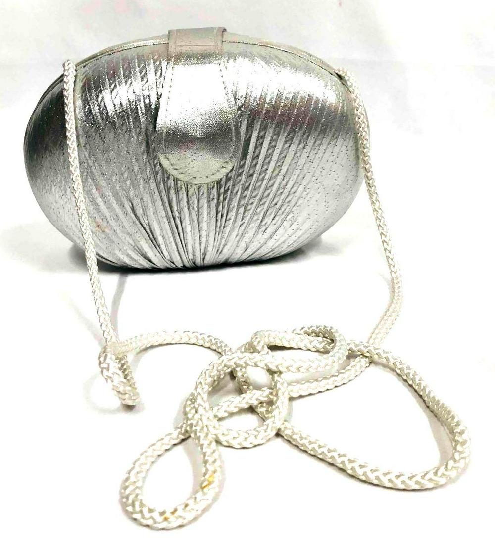 Vintage Silver Purse By La Regale LTD Hollywood Glamour Style (1 of 9)