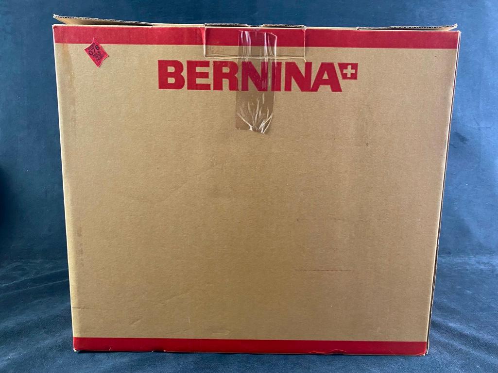 Bernina 380 Sewing Machine Like New (1 of 3)