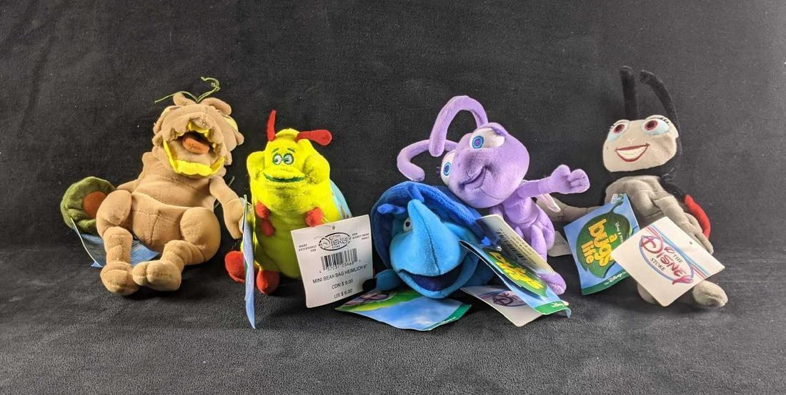 Disney's a Bugs Life Bean Bag Toys: Disney's a Bugs Life Bean Bag Toys This is a set of 5 a bugs life bead bag toys. These bean bags are in good condition with all of their tags. All are 7"- 9" bean Weight together: 1.2lbs