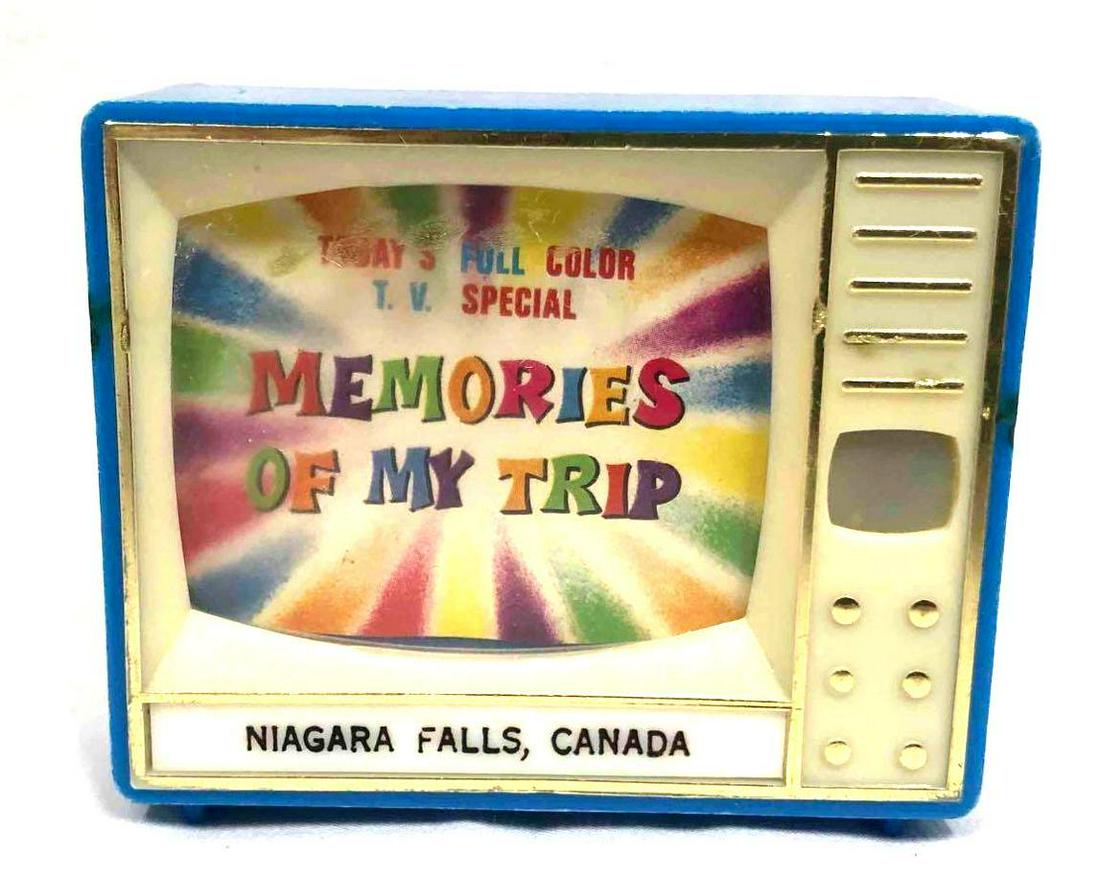 Vintage Souvenir Today's Full Color T.V. Special Memories Of My Trip Niagara Falls, Canada (1 of 8)