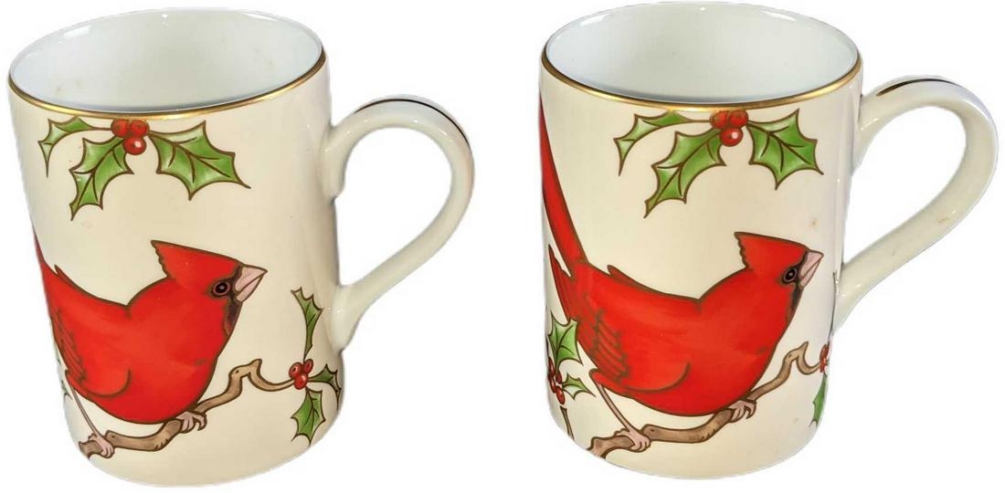 2 Fitz & Floyd Christmas Holly Cardinal Mugs Retired (1 of 10)