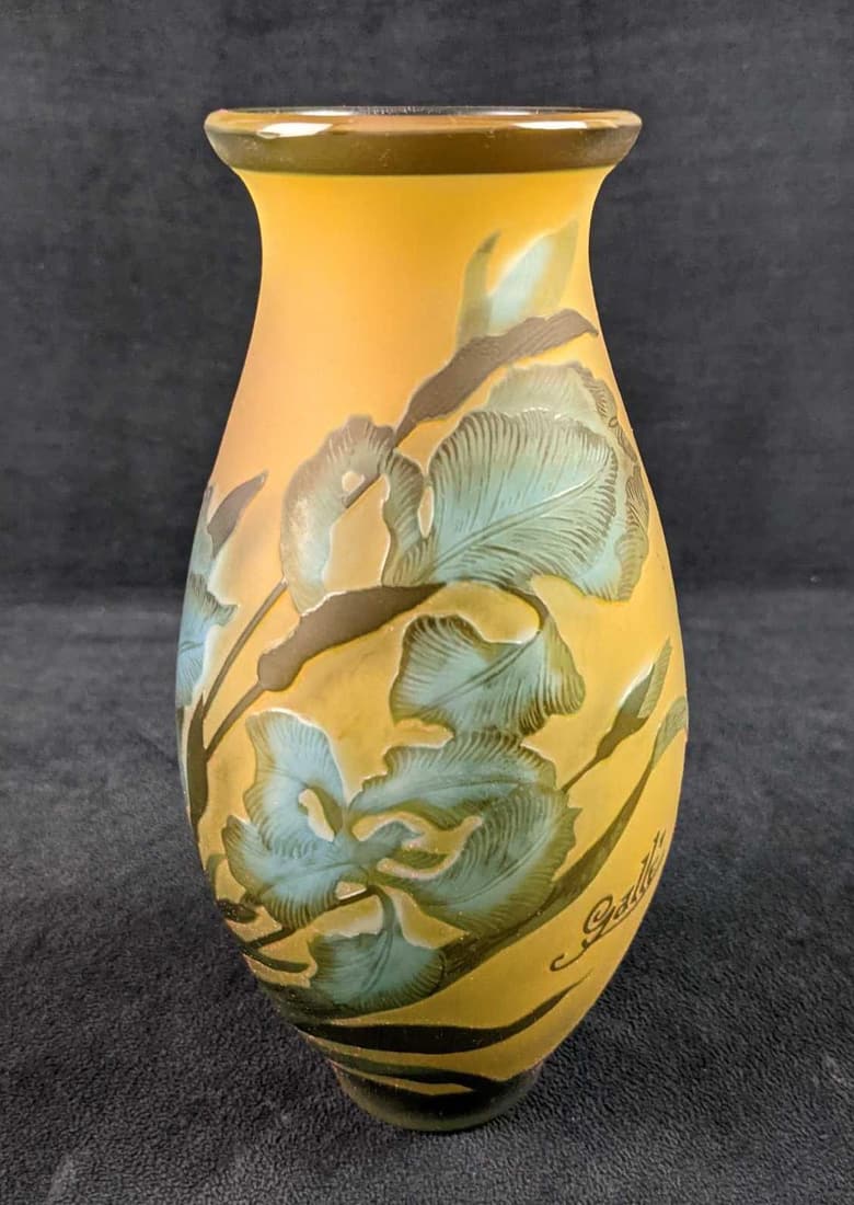 Small Acid Floral Etched Glass Vase Galle Reproduction (1 of 9)